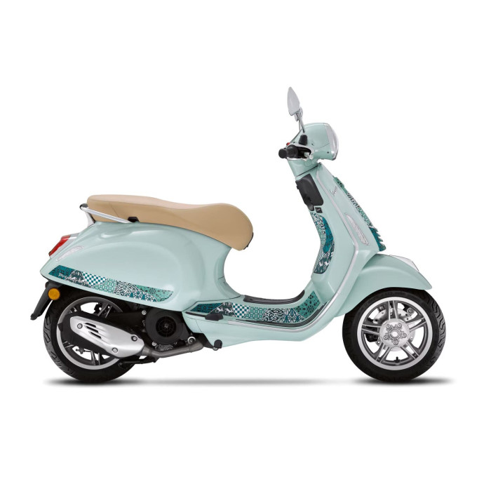 Vespa Primavera 125 Batik